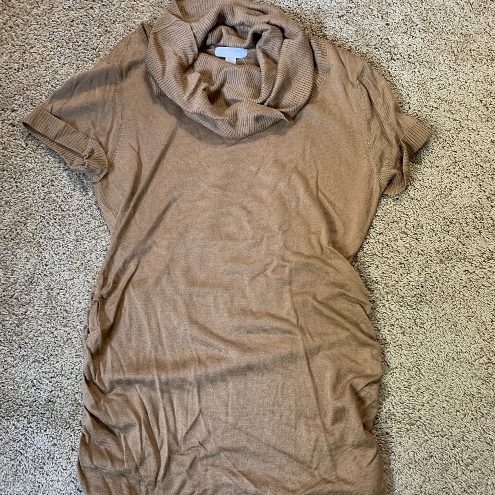 NWT pea in a pod cowl neck maternity top M